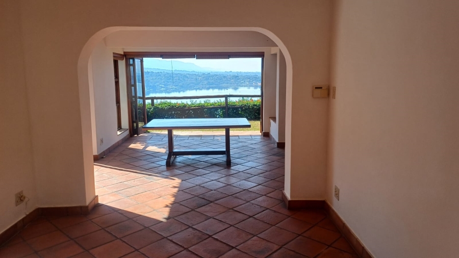 4 Bedroom Property for Sale in Kosmos North West